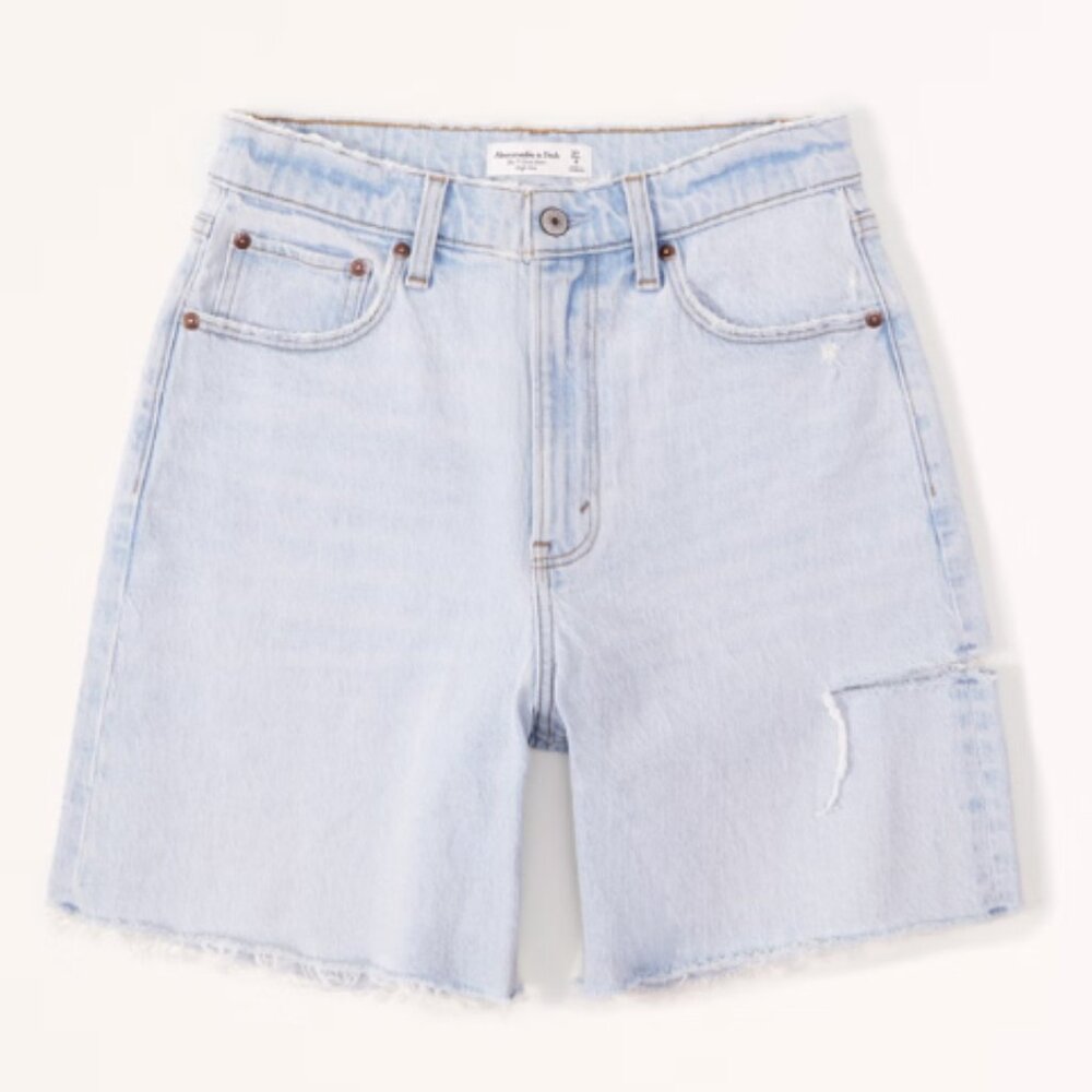 Abercrombie & Fitch Curve Love High Rise 7 Inch Dad Short 30 10